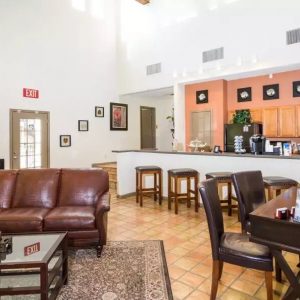 woods-of-elm-creek-interior-club-house-2