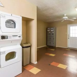 woods-of-elm-creek-interior-laundry-facility-1